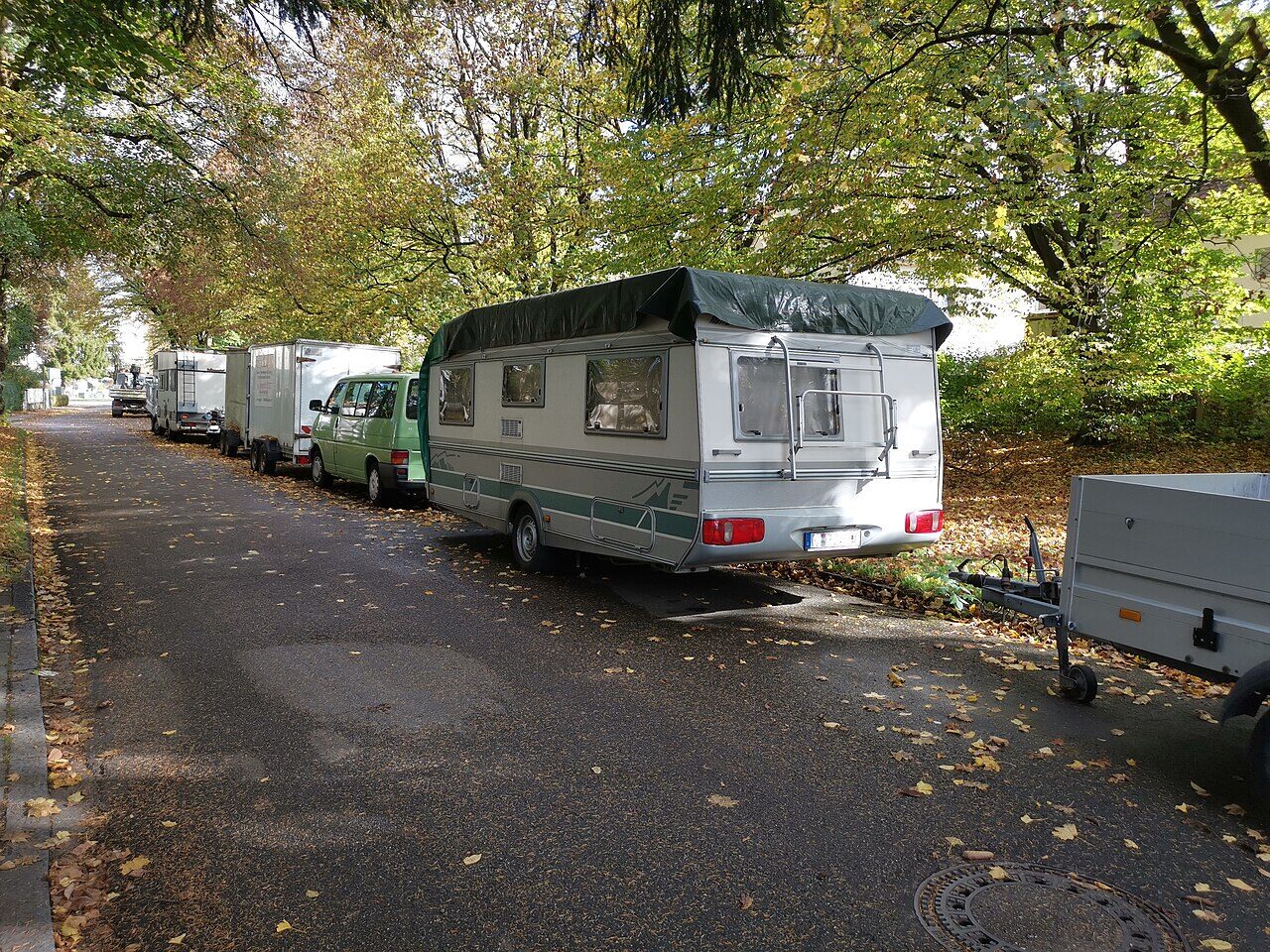 Wohnwagen, 4 Schlafplätze, mit Vorzelt — Kevelaer