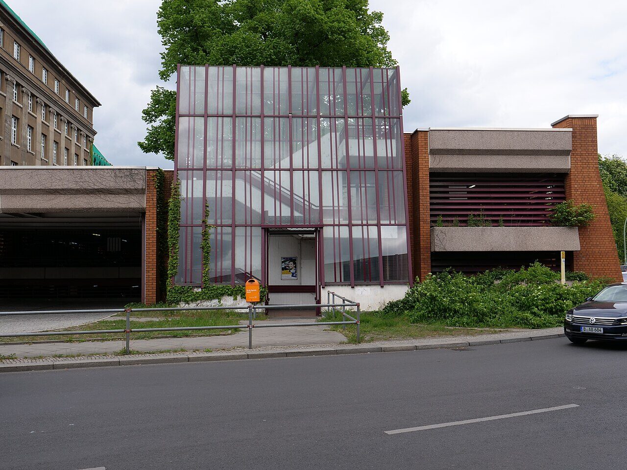Гараж/парковочное место на подземной парковке — Gernsheim